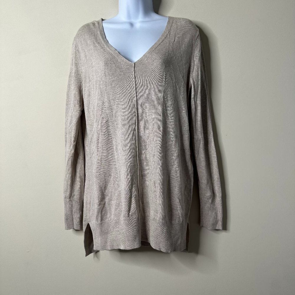 Old Navy Beige V Neck Sweater Medium